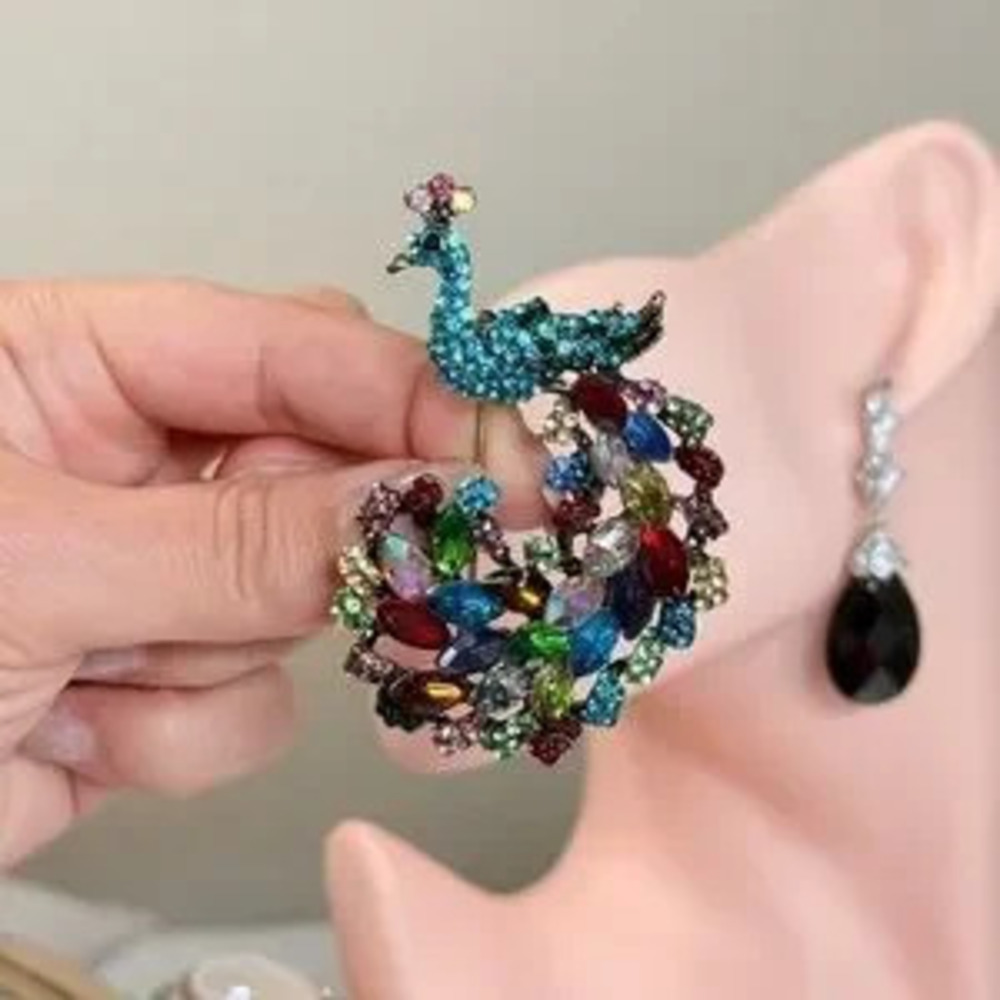 Colorful Peacock Brooch - Picture 2 of 5